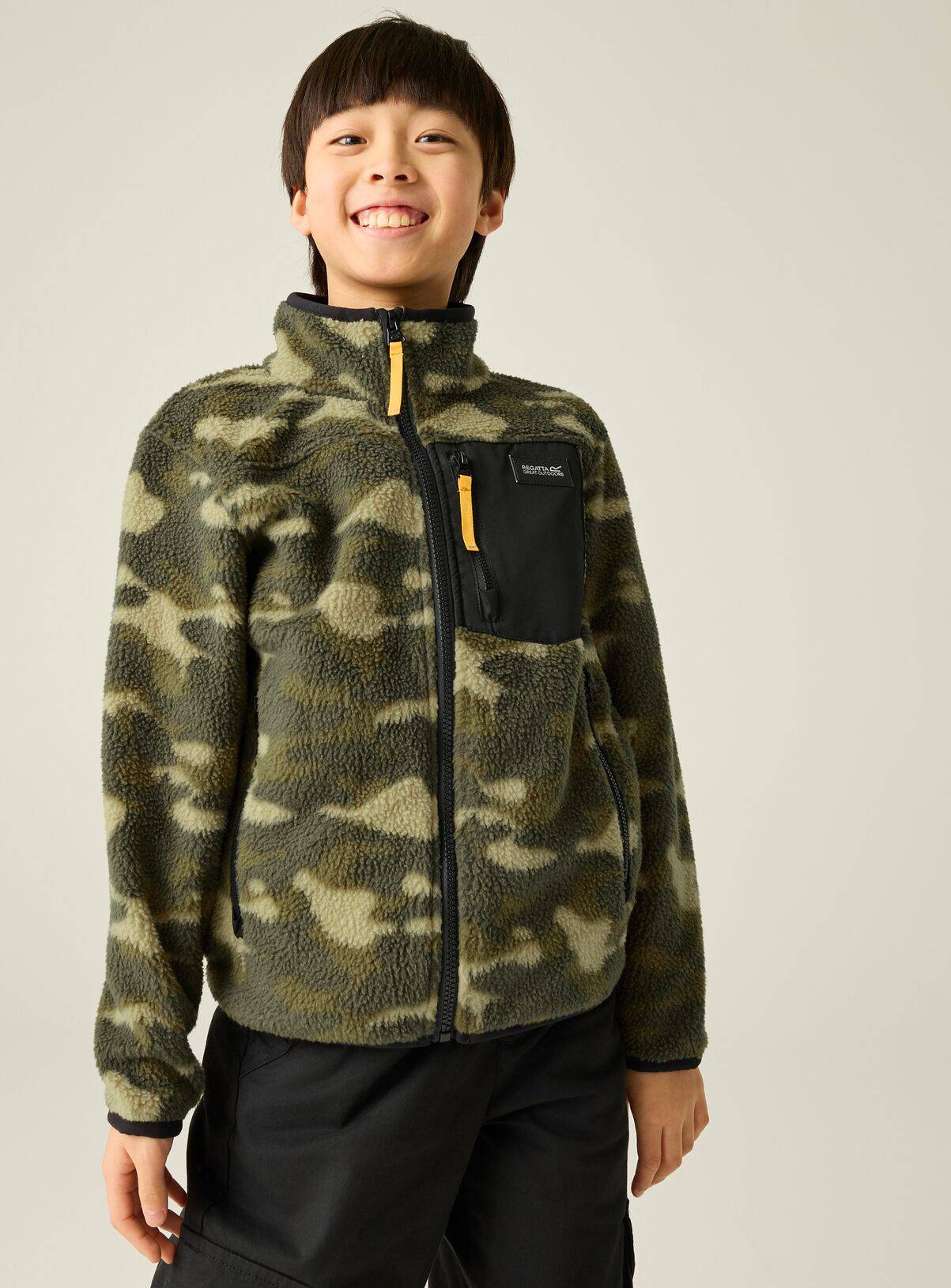 REGATTA Junior Frankie Warm Fleece Camo 5-6 Years - Image 4